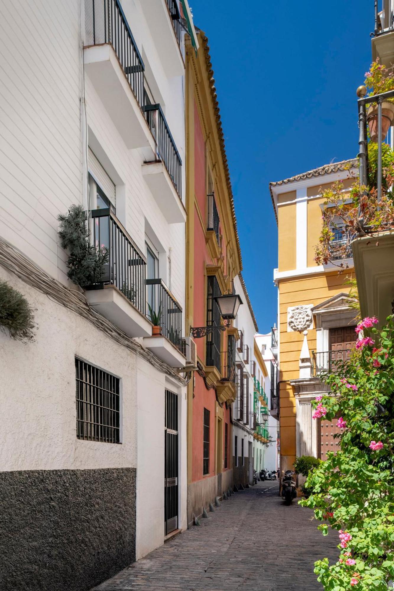 San Isidoro Cathedral Suite By Valcambre Seville Exterior photo